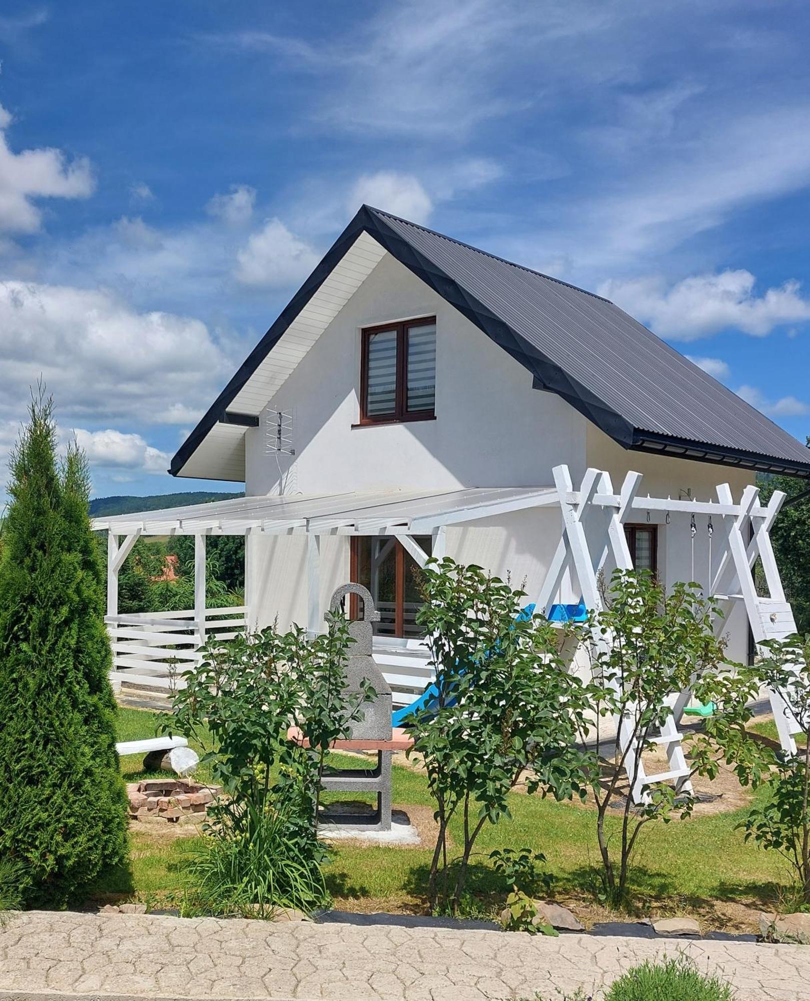 Domek Pod Holica 2 Bieszczady Ustrzyki Dolne Exterior photo